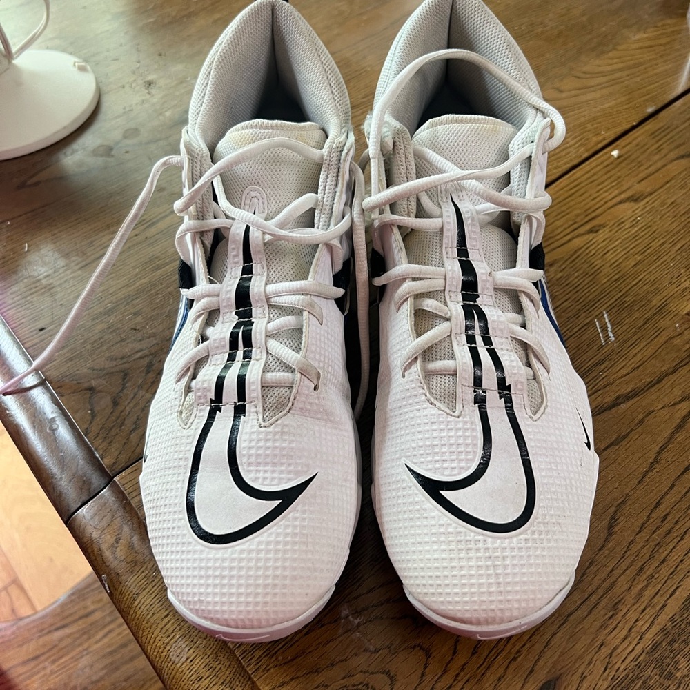 White Athletic Shoes with Black Swoosh Football Cleats